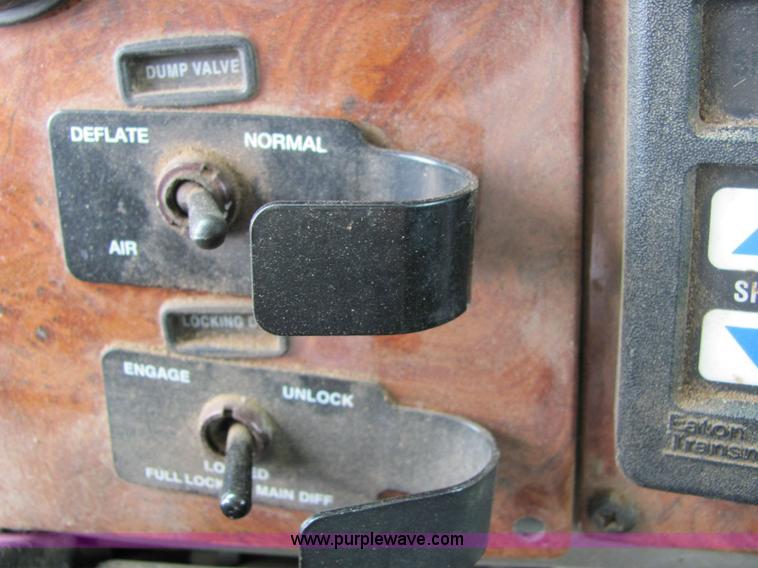 image for item 6123 2003 Peterbilt Conventional 330 tandem axle dump truck