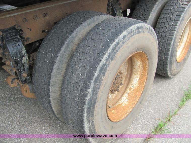 image for item 6123 2003 Peterbilt Conventional 330 tandem axle dump truck