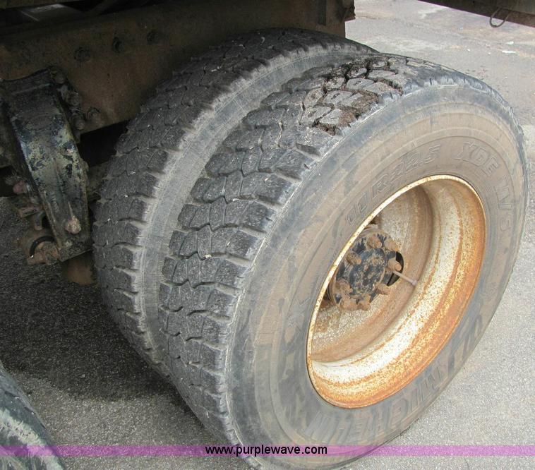 image for item 6123 2003 Peterbilt Conventional 330 tandem axle dump truck