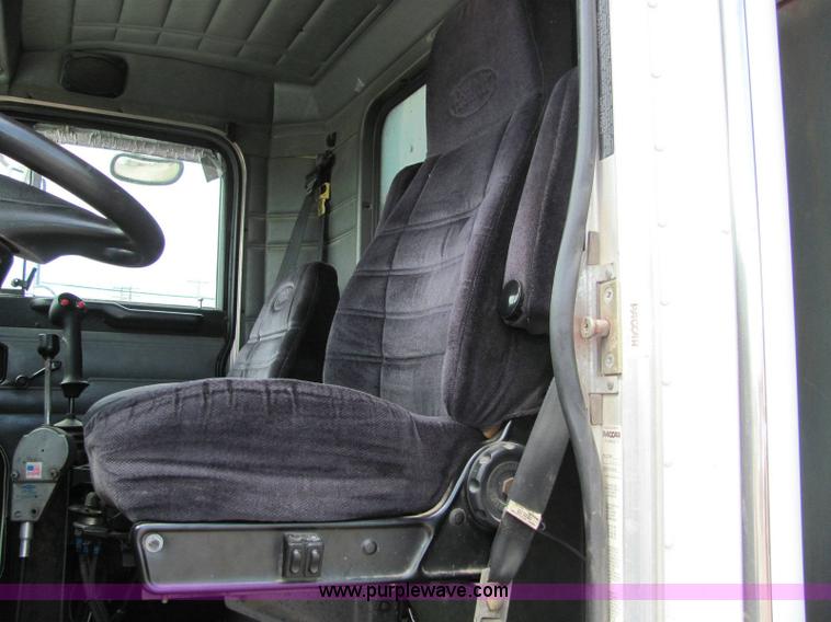 image for item 6171 2001 Peterbilt Conventional 330 tandem axle dump truck