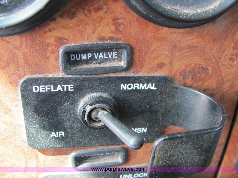 image for item 6172 2002 Peterbilt Conventional 330 tandem axle dump truck