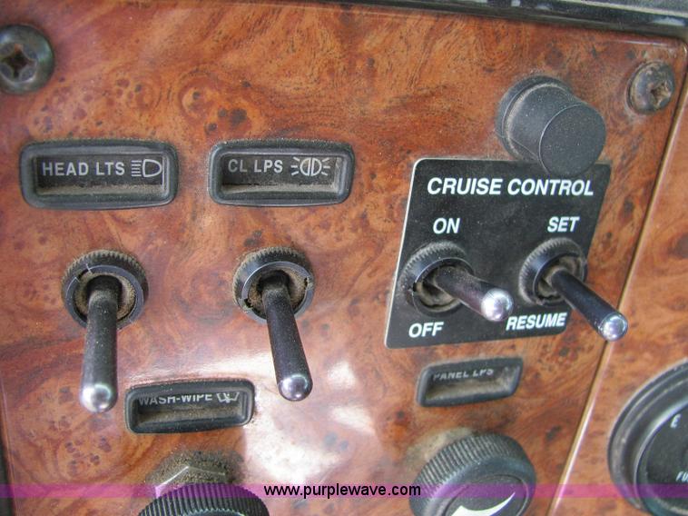 image for item 6172 2002 Peterbilt Conventional 330 tandem axle dump truck