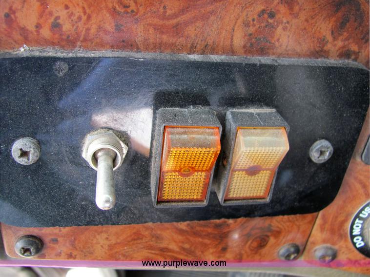 image for item 6172 2002 Peterbilt Conventional 330 tandem axle dump truck