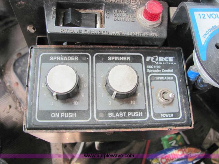 image for item 6172 2002 Peterbilt Conventional 330 tandem axle dump truck