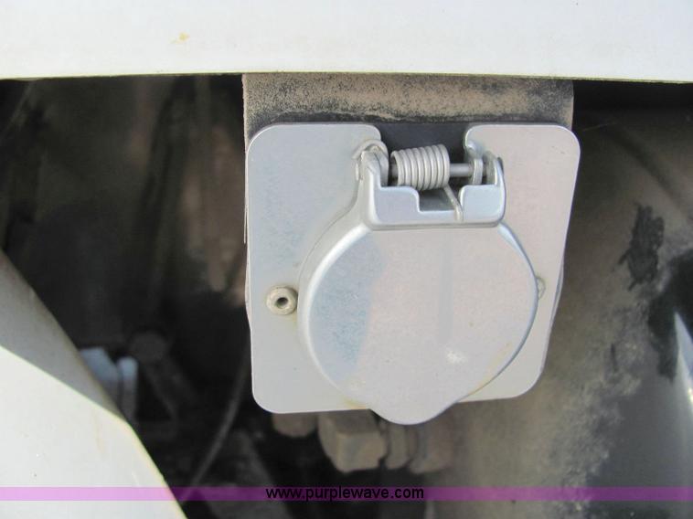 image for item 6172 2002 Peterbilt Conventional 330 tandem axle dump truck