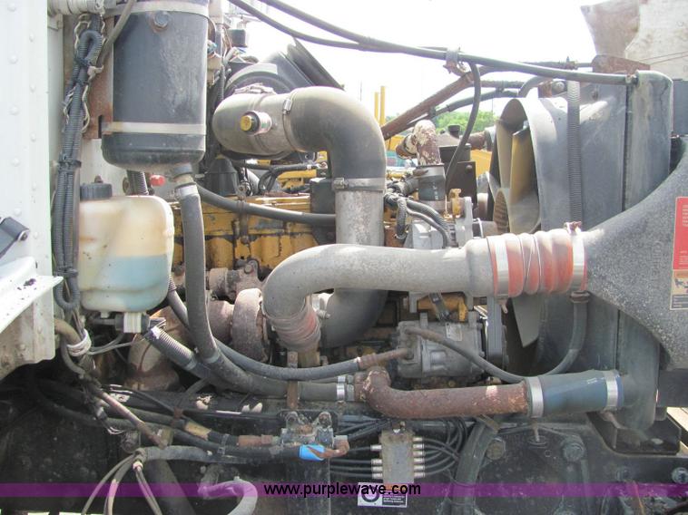 image for item 6172 2002 Peterbilt Conventional 330 tandem axle dump truck