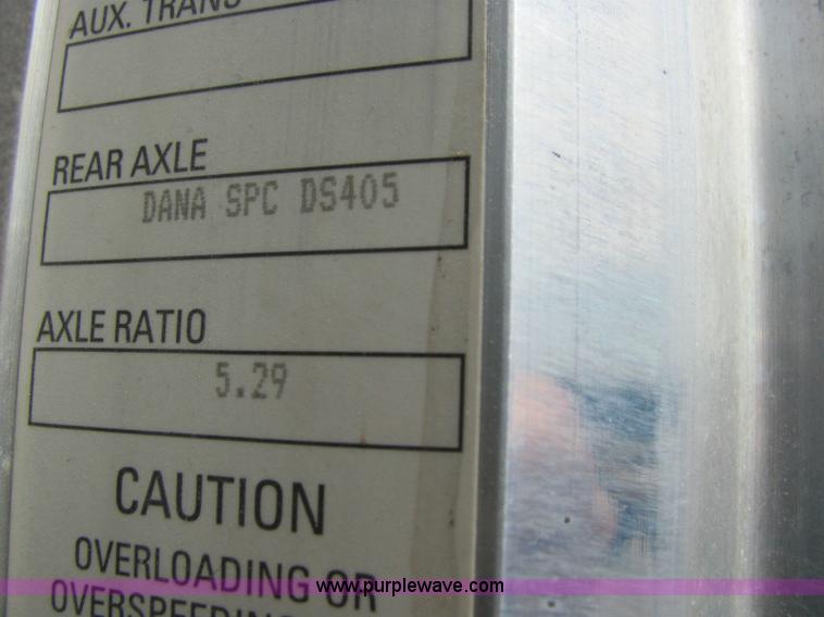 image for item 6172 2002 Peterbilt Conventional 330 tandem axle dump truck