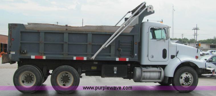 image for item 6173 2003 Peterbilt Conventional 330 tandem axle dump truck