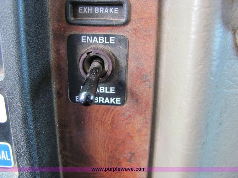 image for item 6173 2003 Peterbilt Conventional 330 tandem axle dump truck