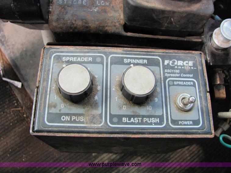 image for item 6173 2003 Peterbilt Conventional 330 tandem axle dump truck