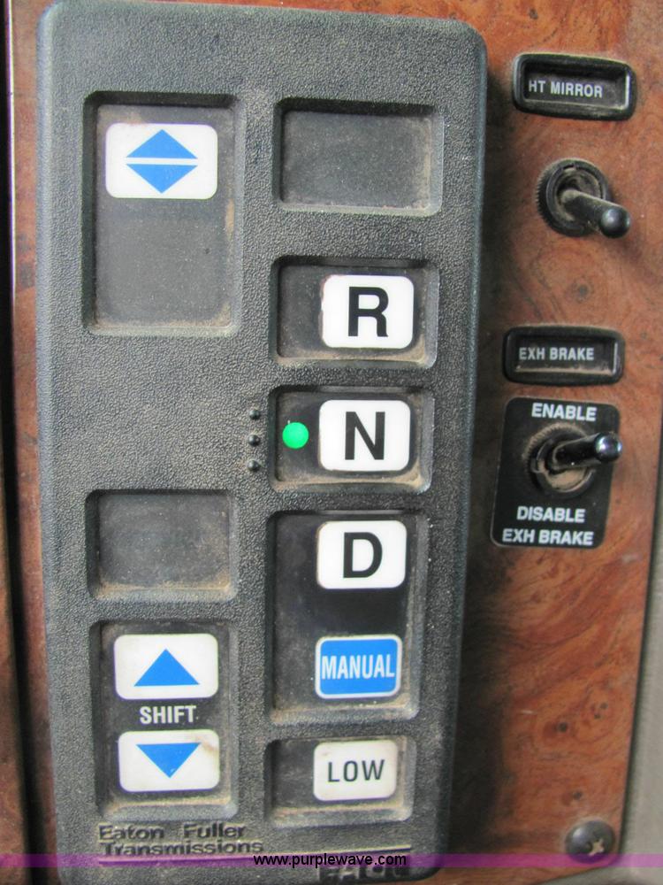 image for item 6174 2001 Peterbilt Conventional 330 tandem axle dump truck