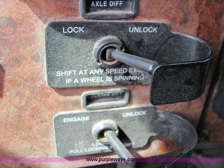 image for item 6174 2001 Peterbilt Conventional 330 tandem axle dump truck