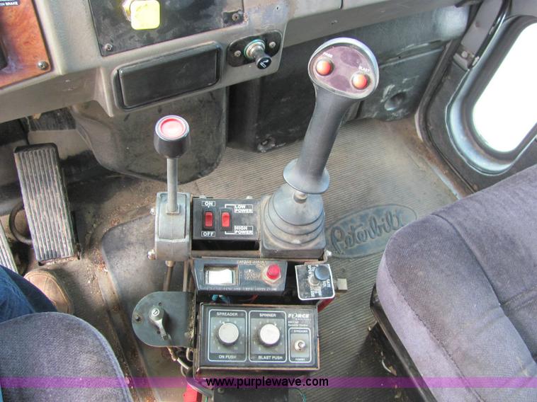 image for item 6174 2001 Peterbilt Conventional 330 tandem axle dump truck