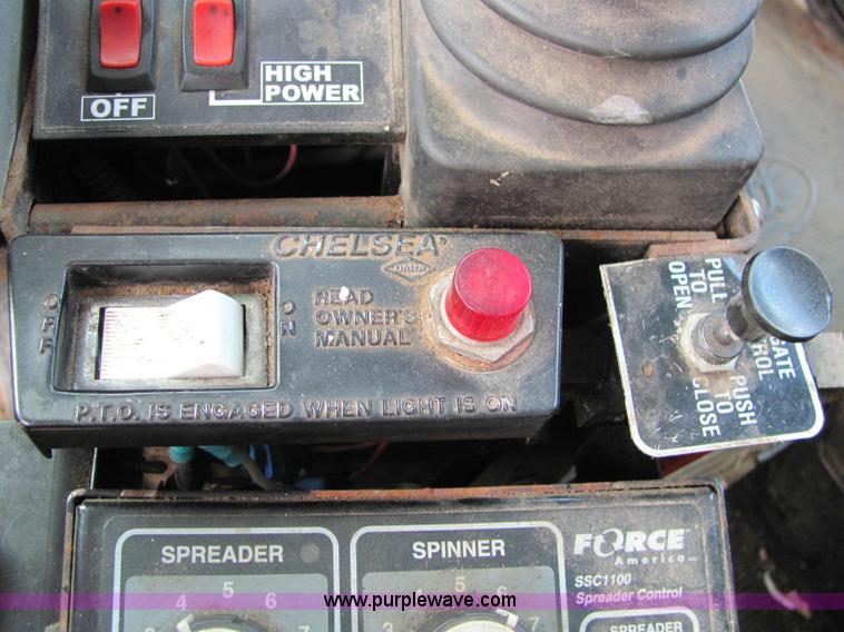 image for item 6174 2001 Peterbilt Conventional 330 tandem axle dump truck