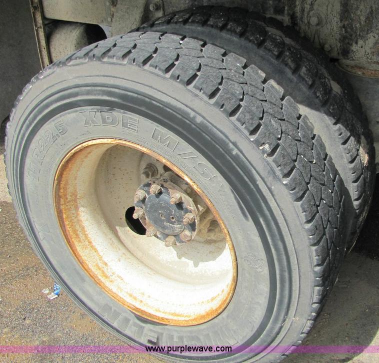 image for item 6174 2001 Peterbilt Conventional 330 tandem axle dump truck