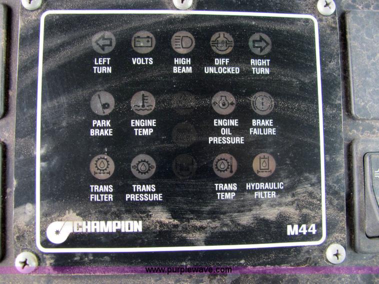 image for item 6176 1996 Champion 720A articulated motor grader