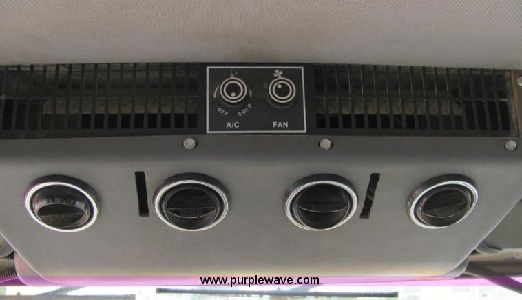 image for item 6176 1996 Champion 720A articulated motor grader