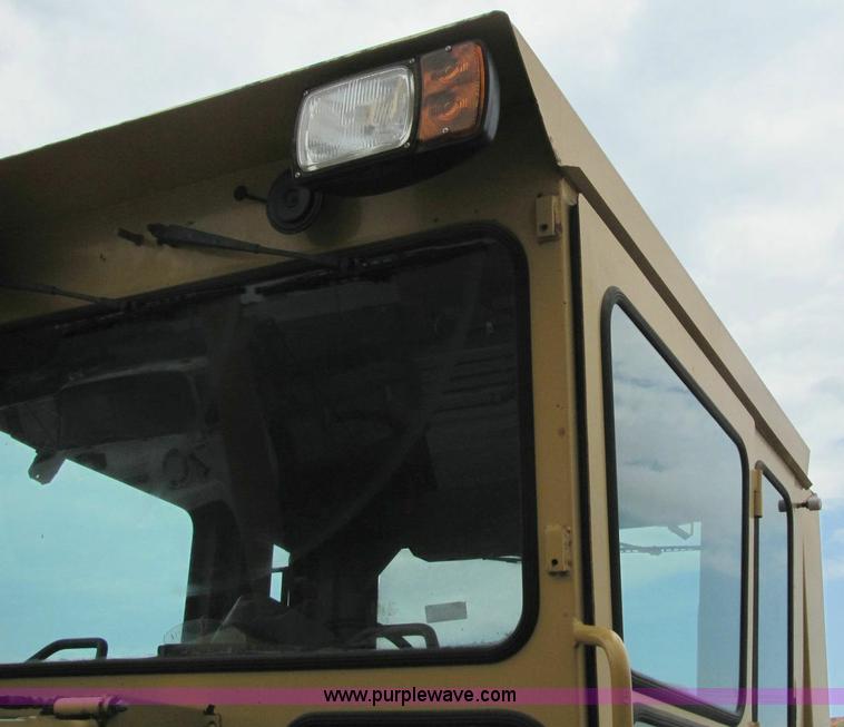 image for item 6176 1996 Champion 720A articulated motor grader