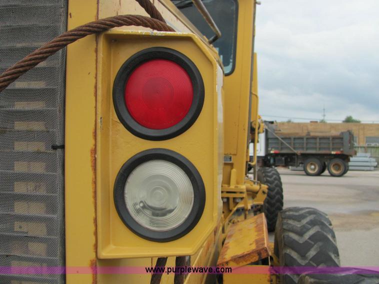 image for item 6176 1996 Champion 720A articulated motor grader