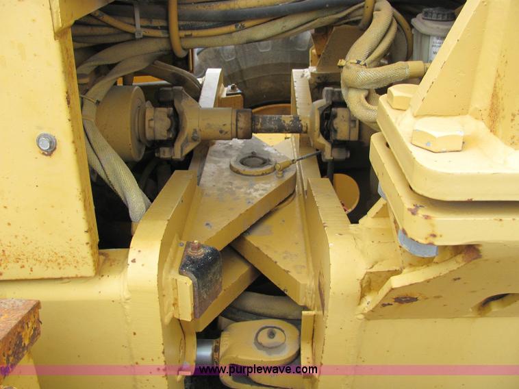 image for item 6176 1996 Champion 720A articulated motor grader