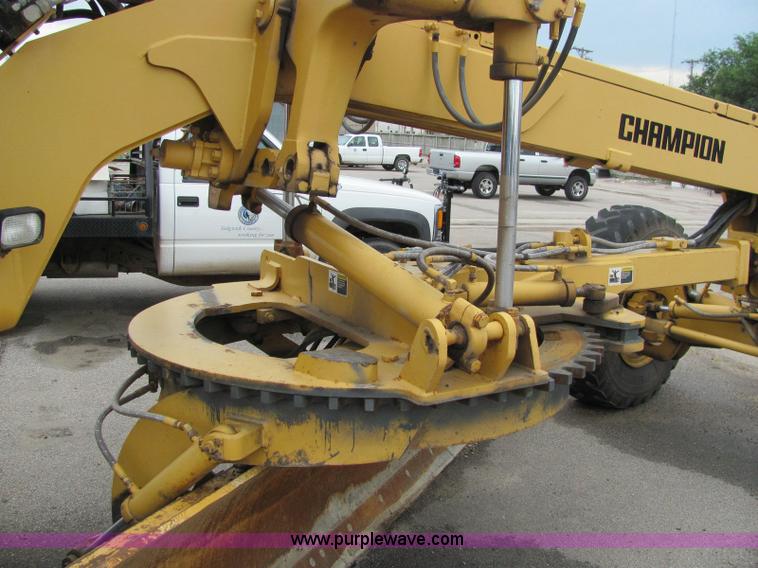 image for item 6176 1996 Champion 720A articulated motor grader