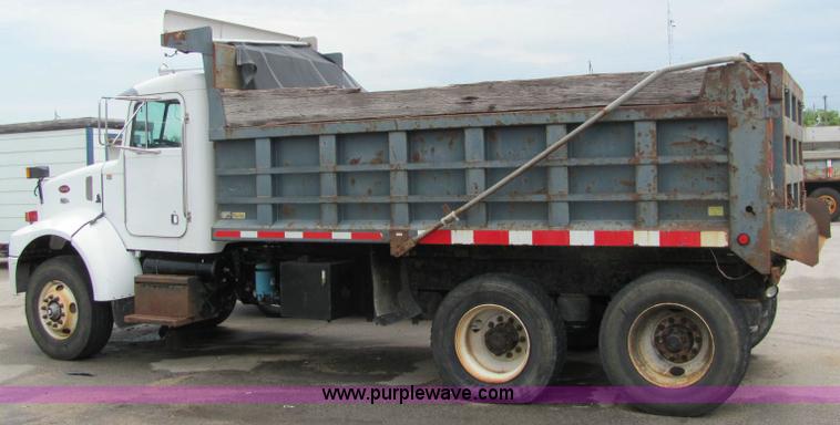 image for item 6178 2002 Peterbilt Conventional 330 tandem axle dump truck