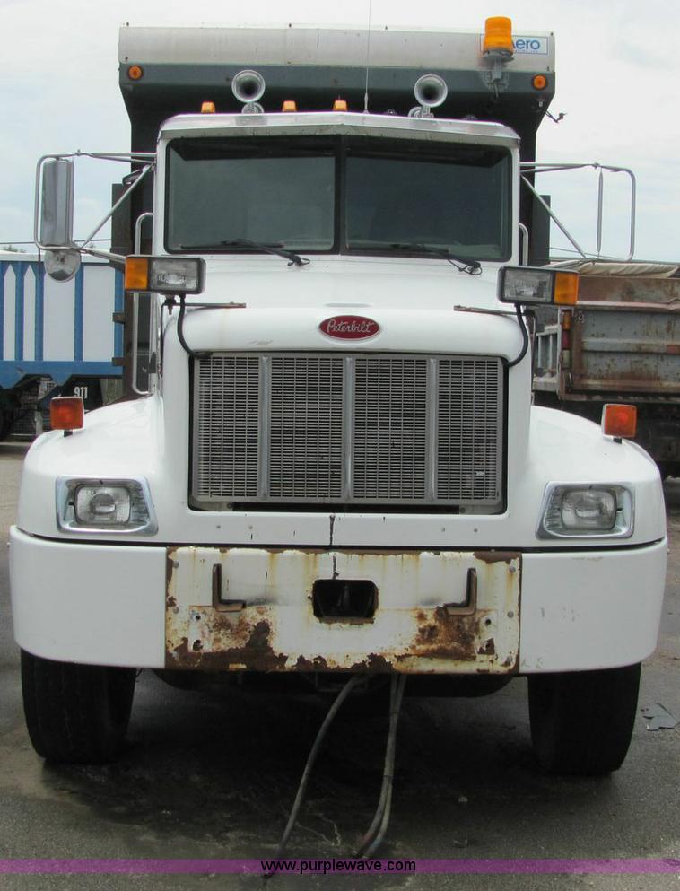 image for item 6178 2002 Peterbilt Conventional 330 tandem axle dump truck