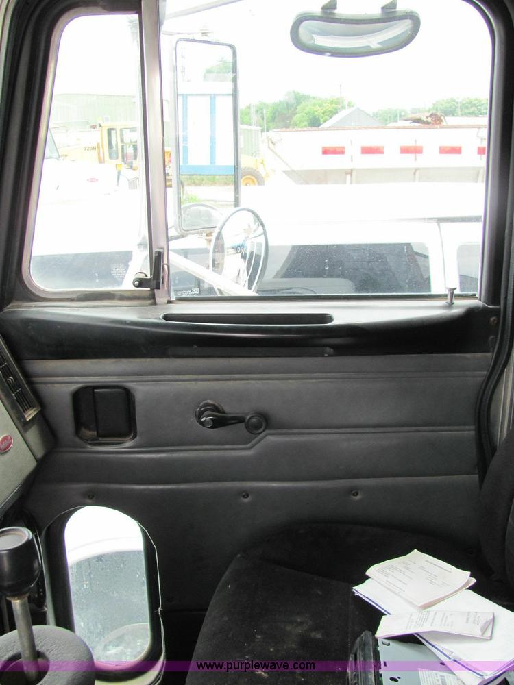 image for item 6178 2002 Peterbilt Conventional 330 tandem axle dump truck