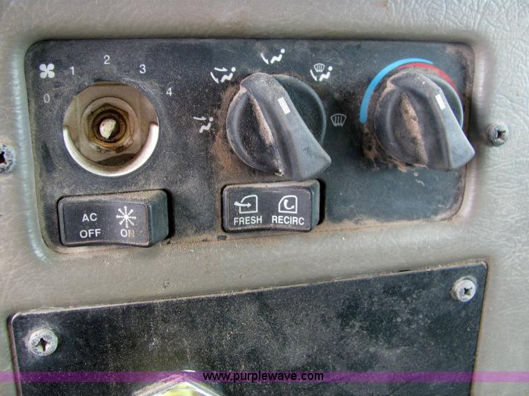 image for item 6178 2002 Peterbilt Conventional 330 tandem axle dump truck