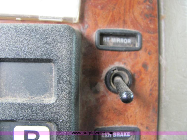 image for item 6178 2002 Peterbilt Conventional 330 tandem axle dump truck