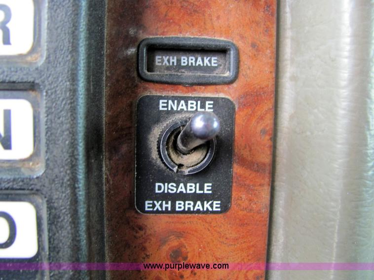 image for item 6178 2002 Peterbilt Conventional 330 tandem axle dump truck