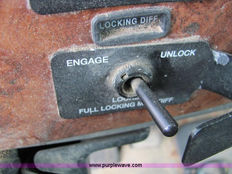 image for item 6178 2002 Peterbilt Conventional 330 tandem axle dump truck