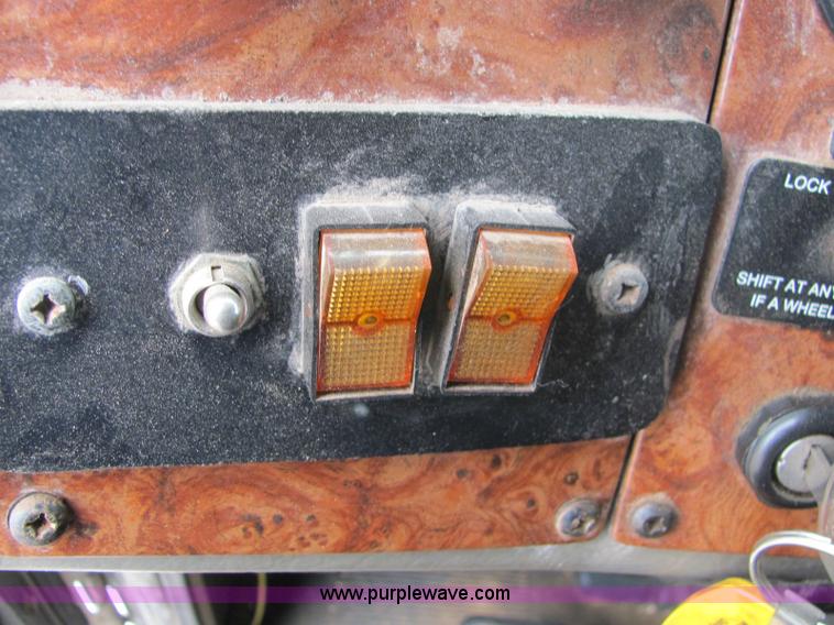 image for item 6178 2002 Peterbilt Conventional 330 tandem axle dump truck