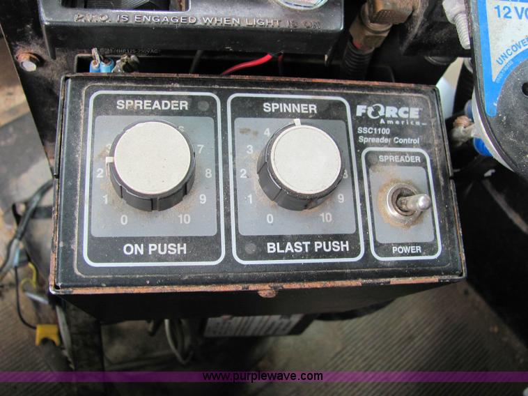 image for item 6178 2002 Peterbilt Conventional 330 tandem axle dump truck