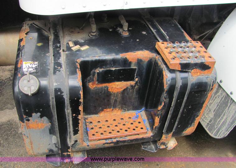 image for item 6178 2002 Peterbilt Conventional 330 tandem axle dump truck