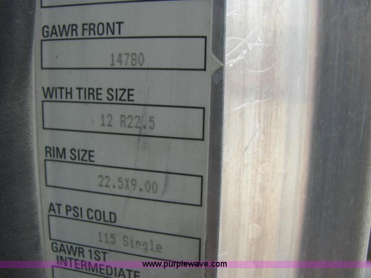 image for item 6178 2002 Peterbilt Conventional 330 tandem axle dump truck