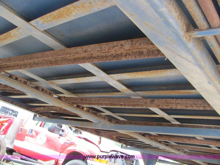 image for item 6179 1988 Bocats 44' live bottom tandem axle trailer