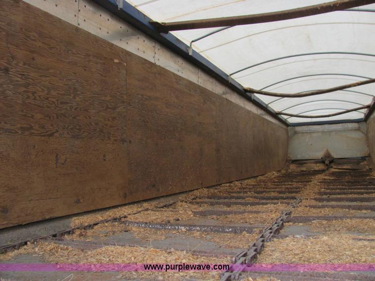 image for item 6179 1988 Bocats 44' live bottom tandem axle trailer