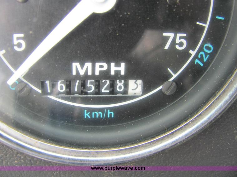 image for item 6180 1988 Ford Conventional LTL9000 semi truck