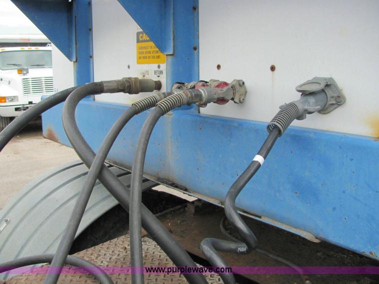 image for item 6180 1988 Ford Conventional LTL9000 semi truck