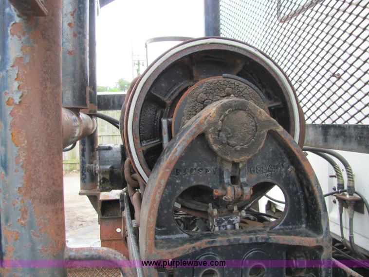 image for item 6180 1988 Ford Conventional LTL9000 semi truck