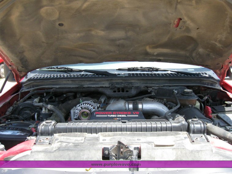 image for item 7259 2003 Ford F-450 Super Duty crew cab dual tire truck