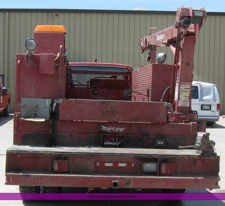 image for item 7260 1998 Ford F800 mechanics truck