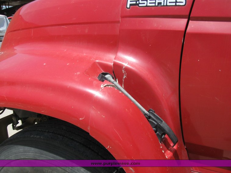 image for item 7260 1998 Ford F800 mechanics truck