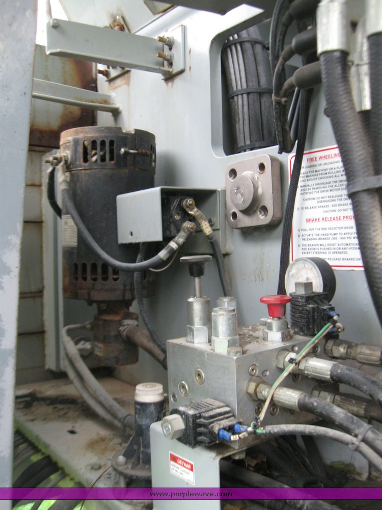 image for item 7288 1997 Skyjack SJB66TK boom lift