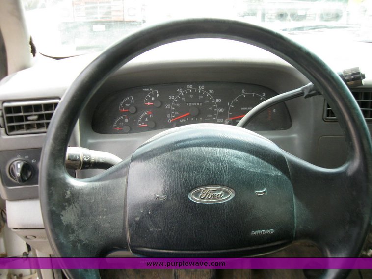 image for item 7388 2000 Ford F550 service truck