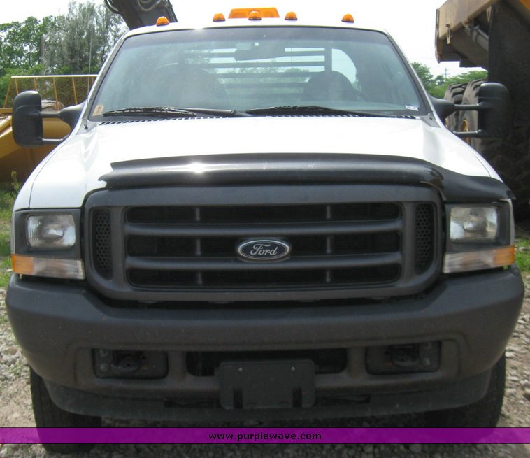 image for item 7389 2004 Ford F450 Super Duty extended cab truck