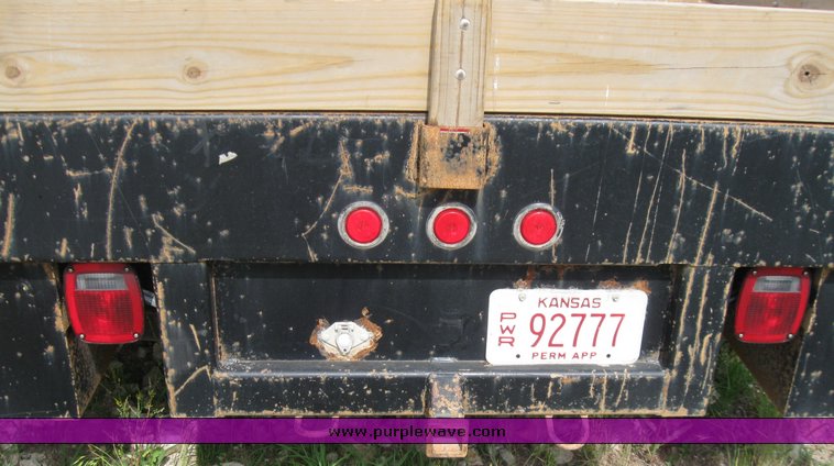 image for item 7389 2004 Ford F450 Super Duty extended cab truck