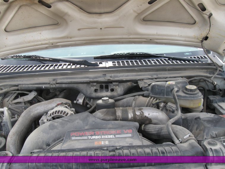 image for item 7389 2004 Ford F450 Super Duty extended cab truck