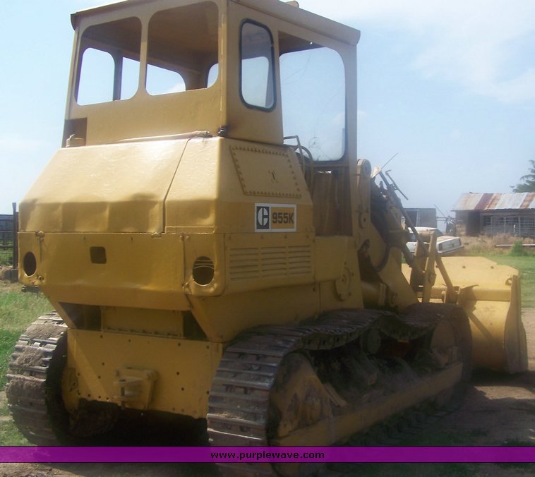 image for item 8700 1967 Caterpillar 955K track loader